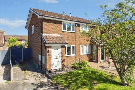 Dundee Close, Fearnhead, Warrington, Cheshire, WA2