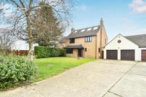 11, Roundwood View, Chippenham SN15 4BG