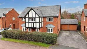 10, Chiltern Close, Crewe CW2 5GE