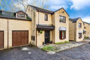 92, Croft Gardens, Birkby, Huddersfield HD2 2FL