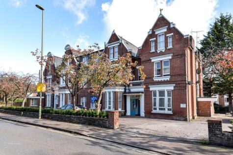 St. Cross Road, Forder Court, SO23