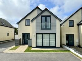 8, Chynoweth View, Newquay TR8 5FQ