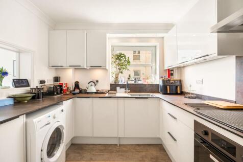 Augusta Place, Augusta House, BN11