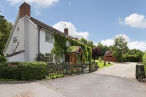 Haverhill, Earls Common Road, Redditch B96 6SY