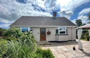 Sunnyview, Fairgarden Road, Minehead TA24 8RF