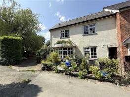 Alroy Cottage, Hassel Square, Llanfair Caereinion, Welshpool SY21 0RN