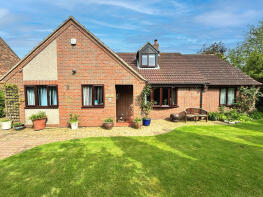 8, Chantry Meadows, Driffield YO25 4RB