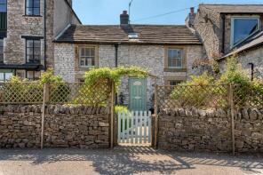 Fern Lea, Manchester Road, Buxton SK17 8LL