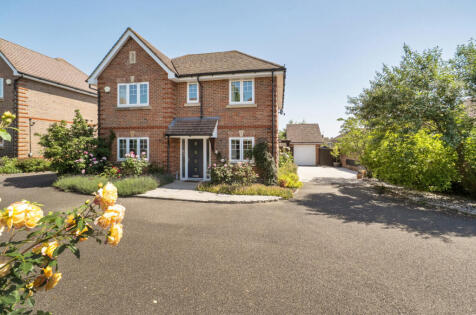 Macaulay Close, Binfield, Bracknell
