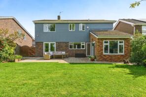 13, Ennerdale Avenue, Dewsbury WF12 7NH