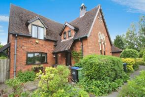 3, West Of St Laurence, Old Warwick Road, Rowington CV35 7AB