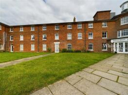 42, Hillcrest Court, Ipswich Road, Diss IP21 4YJ