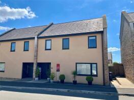 2, Yarnhay Row, Western Way, Winsham, Chard TA20 4BW