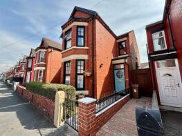 10, Hawarden Avenue, Wallasey CH44 0AW