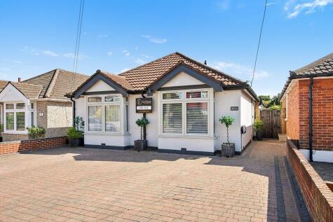Central Road, Drayton
