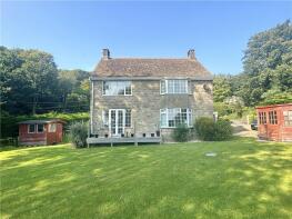 Corner Ways, Barrack Shute, Niton Undercliff, Niton PO38 2NJ