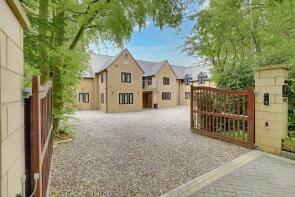 9, The Avenue, Stanton Fitzwarren, Swindon SN6 7SE