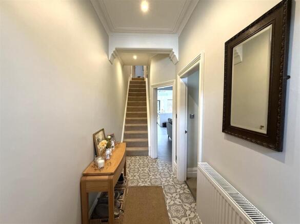 Hallway.JPG