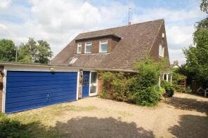 Robinswood, Furzehill, Wimborne BH21 4HD