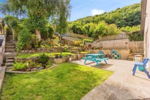 17, Eton Terrace, Mytholmroyd, Hebden Bridge HX7 5JH