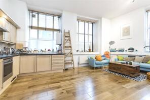 Flat 2, 44 Da Vinci House, Saffron Hill, London EC1N 8FH