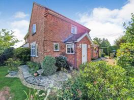 18, Millfield, Pershore WR10 3HR