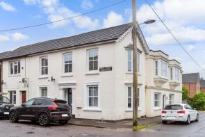 Flat 3, Westside, West Street, Southgate, Crawley RH11 8AN