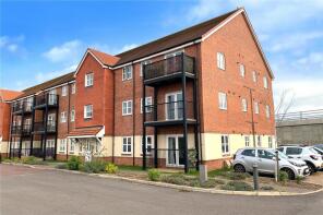 Flat 7, 7 Burtenshaw Court, Amsbridge Crescent, Littlehampton BN17 7GE