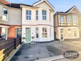 76, Stour Road, Christchurch BH23 1LW