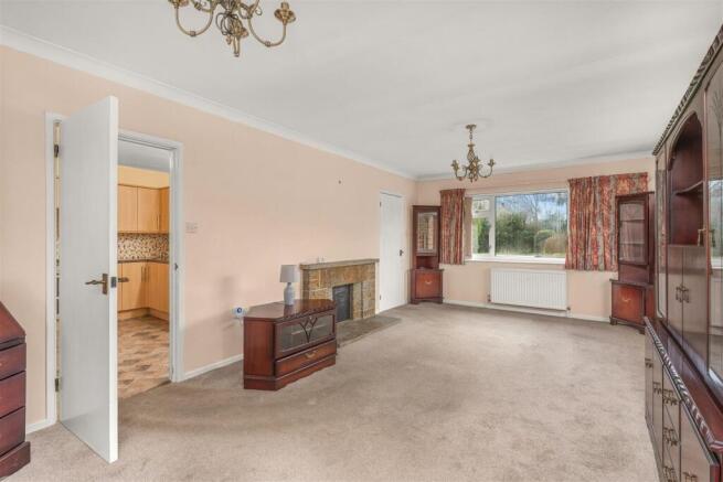 Winds Whisper, 272 Broughton Road, Banbury-10.jpg