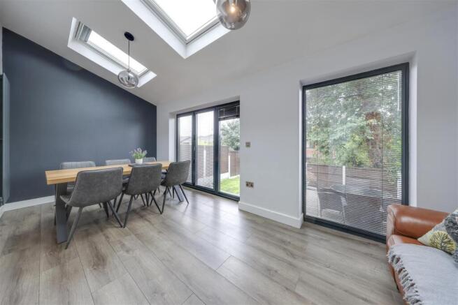 Living / Dining