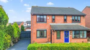 7, Alpine Close, St. Helens WA10 4EY