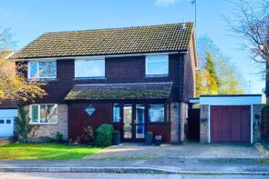 2, Chapel Mead, Eversley, Hook RG27 0NL