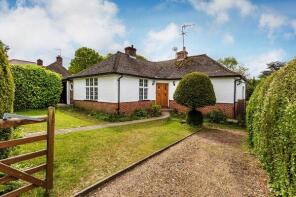 Windlake, Cobham Way, East Horsley KT24 5BH