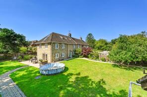 4, Victoria Cottages, Lambden Road, Ashford TN27 0RB
