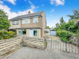 13, Reinwood Avenue, Quarmby, Huddersfield HD3 4DP