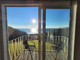 31, Devon Court, Trewent Hill, Freshwater East, Pembroke SA71 5LH