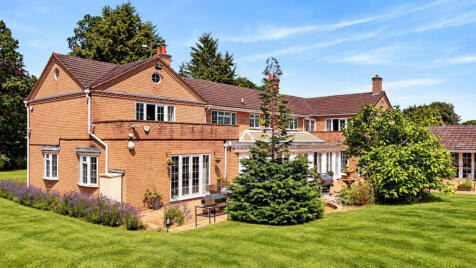 School Lane, Bunbury Tarporley, CW6 9NR
