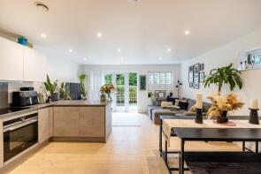 Flat 3, 157 Myla House, Hayes Lane, Kenley CR8 5HP