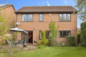 37, Pearse Grove, Walton Park, Milton Keynes MK7 7HD