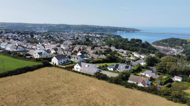 Highview,, Plas-y-Fron Fishguard, Pembrokeshire, SA65 9LR 2.jpg