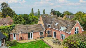 6 Silcombe, Manor Orchard, Staplegrove, Taunton TA2 6EQ