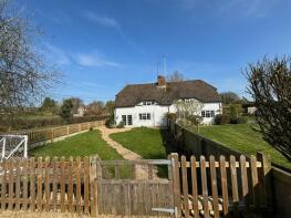 1, Moth Farm Cottages, Farleigh Road, Alresford SO24 9TS