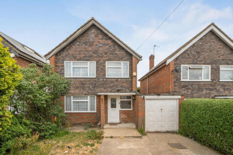Queens Walk Terrace, Queens Walk, Ruislip