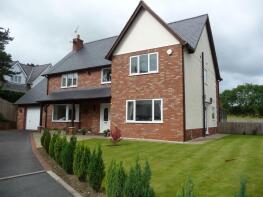 2 Linden House, Druids Close, Church To A5026 Moorlands, Holywell CH8 8QY