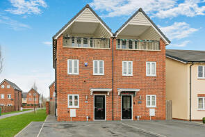 43, Park Way, Castleford WF10 1BU
