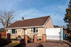 Glemdene, Pine Tree Way, Viney Hill, Lydney GL15 4NT