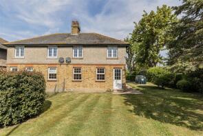 1, Elms Cottages, Canterbury Road, Sarre CT7 0JZ