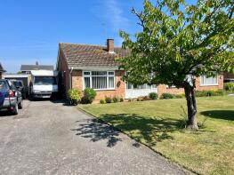 7, Dugmore Avenue, Frinton-on-sea CO13 0ED