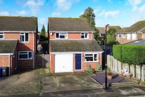57, Springfield Park, Maidenhead SL6 2YN